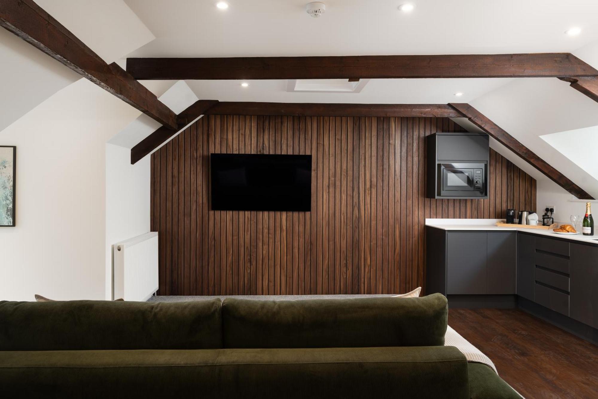 Luxury Modern Suite In Marazion With Parking Exterior photo